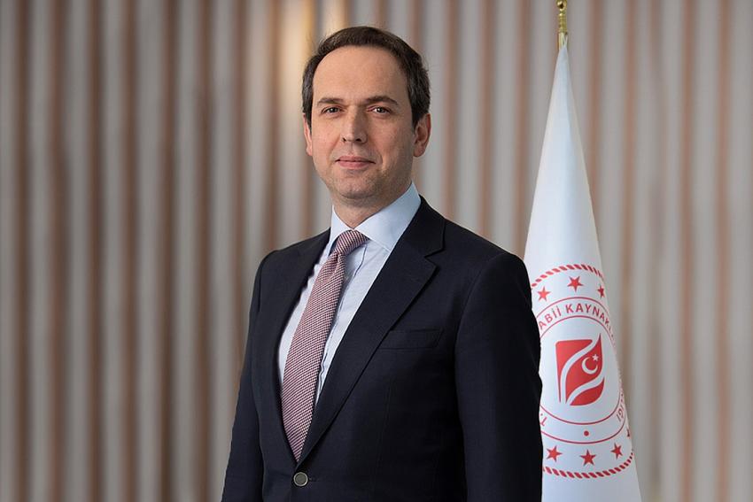 Bakan Bayraktar 7 Ülkede Karma Ekonomik Komisyon Toplantılarına Başkanlık Edecek