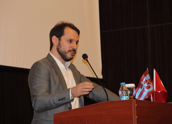 Enerji Bakanı Albayrak Trabzonspor Toplantısına Katıldı