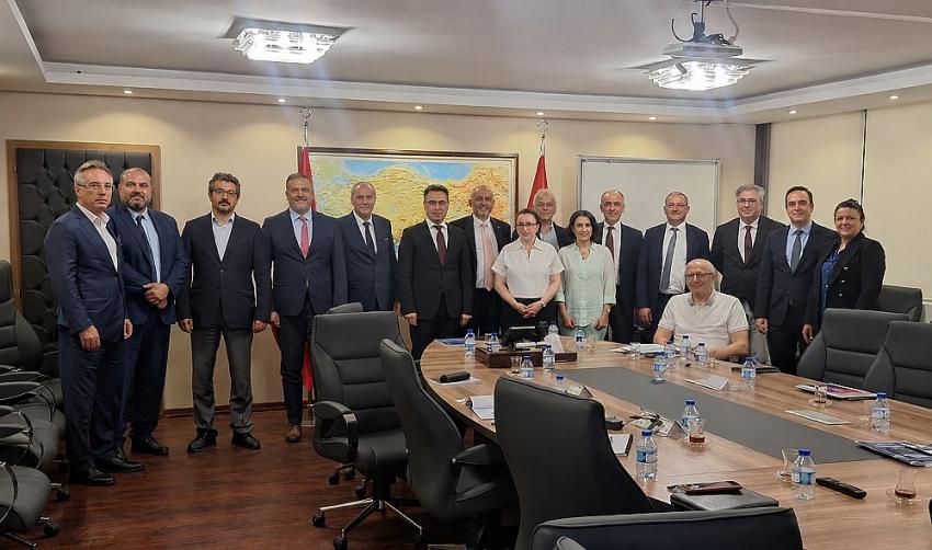 DÜRED, DÜRES Taslak Şartnamesine İlişkin Sektörün Görüşlerini Bakanlığa Sundu