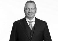 Cem Aşık Babasını Kaybetti